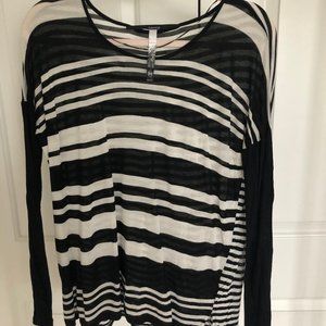 Black and white long sleeve striped top